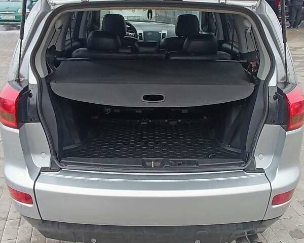 Серый Пежо 4007, объемом двигателя 2.18 л и пробегом 232 тыс. км за 7800 $, фото 11 на Automoto.ua