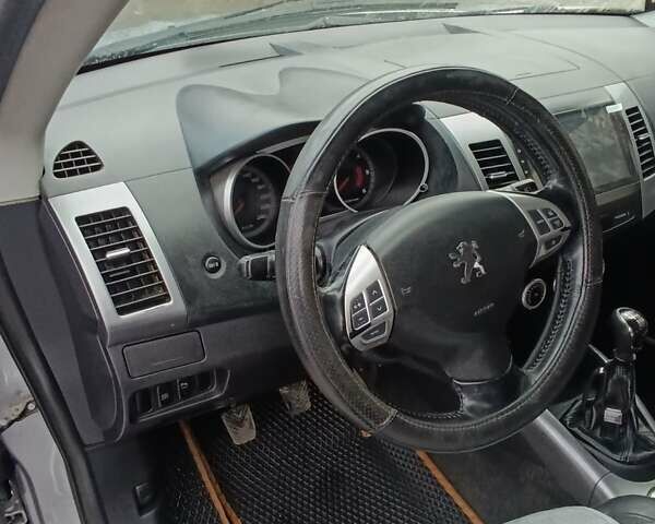 Серый Пежо 4007, объемом двигателя 2.18 л и пробегом 232 тыс. км за 7800 $, фото 18 на Automoto.ua