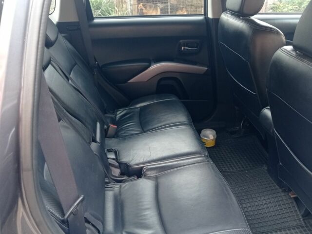 Серый Пежо 4007, объемом двигателя 2.2 л и пробегом 250 тыс. км за 8200 $, фото 4 на Automoto.ua