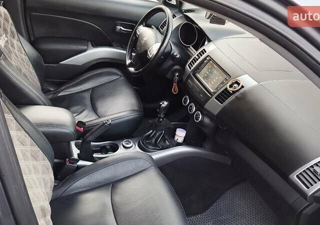 Серый Пежо 4007, объемом двигателя 2.2 л и пробегом 176 тыс. км за 11700 $, фото 19 на Automoto.ua