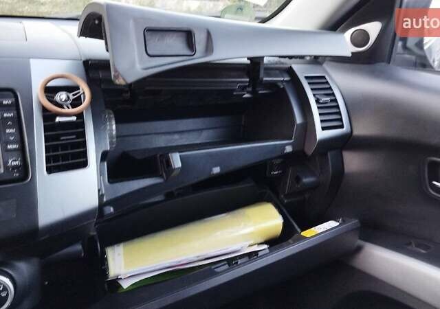 Серый Пежо 4007, объемом двигателя 2.2 л и пробегом 176 тыс. км за 11700 $, фото 27 на Automoto.ua