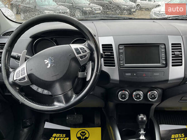 Серый Пежо 4007, объемом двигателя 2.2 л и пробегом 134 тыс. км за 9500 $, фото 9 на Automoto.ua