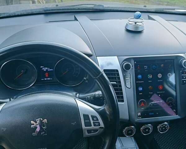 Серый Пежо 4007, объемом двигателя 2.18 л и пробегом 360 тыс. км за 9800 $, фото 5 на Automoto.ua