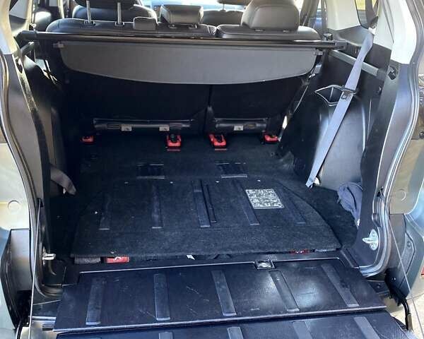 Сірий Пежо 4007, об'ємом двигуна 2.2 л та пробігом 183 тис. км за 10950 $, фото 9 на Automoto.ua