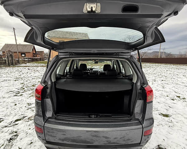 Сірий Пежо 4007, об'ємом двигуна 2.2 л та пробігом 242 тис. км за 9750 $, фото 15 на Automoto.ua