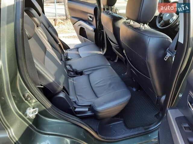 Серый Пежо 4007, объемом двигателя 2.2 л и пробегом 280 тыс. км за 10100 $, фото 4 на Automoto.ua