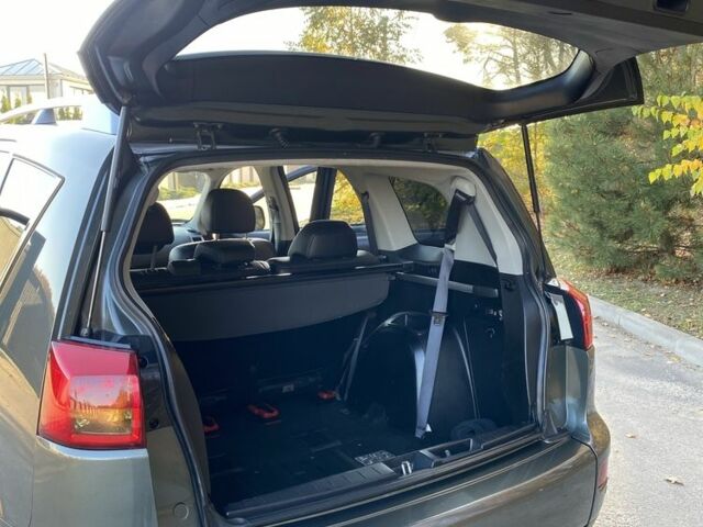 Сірий Пежо 4007, об'ємом двигуна 2.2 л та пробігом 183 тис. км за 10950 $, фото 2 на Automoto.ua