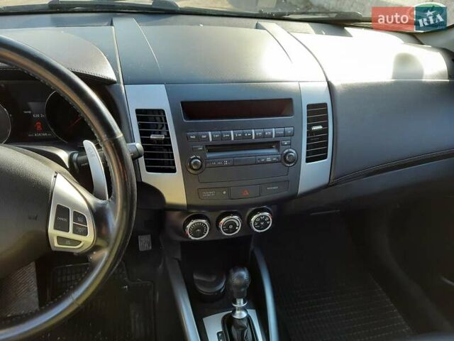 Серый Пежо 4007, объемом двигателя 2.2 л и пробегом 280 тыс. км за 10100 $, фото 20 на Automoto.ua