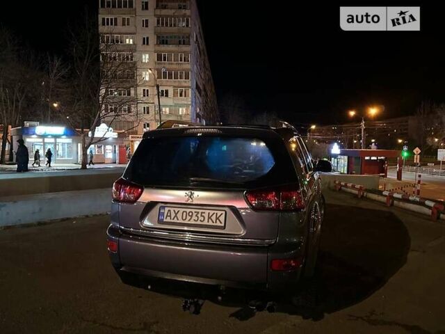 Сірий Пежо 4007, об'ємом двигуна 2.18 л та пробігом 258 тис. км за 9400 $, фото 2 на Automoto.ua