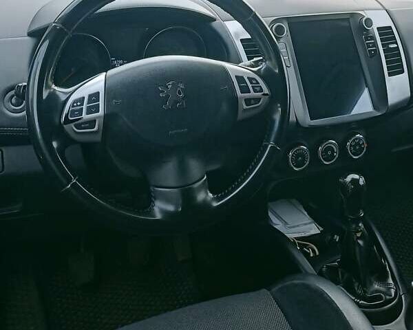 Серый Пежо 4007, объемом двигателя 2.18 л и пробегом 360 тыс. км за 9800 $, фото 3 на Automoto.ua
