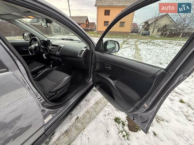 Сірий Пежо 4007, об'ємом двигуна 2.2 л та пробігом 242 тис. км за 9750 $, фото 29 на Automoto.ua