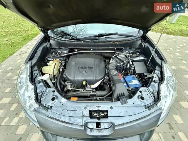 Серый Пежо 4007, объемом двигателя 2.18 л и пробегом 236 тыс. км за 9999 $, фото 62 на Automoto.ua