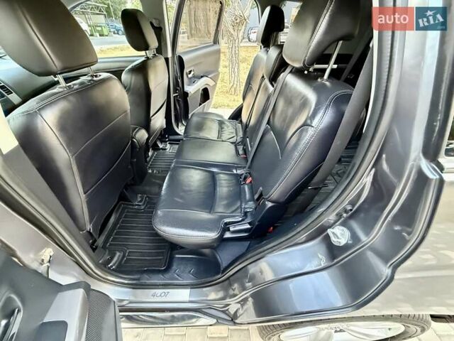 Серый Пежо 4007, объемом двигателя 2.2 л и пробегом 236 тыс. км за 9999 $, фото 57 на Automoto.ua