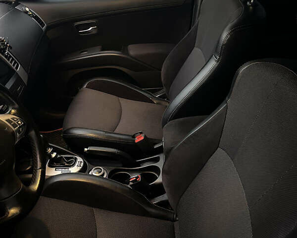 Сірий Пежо 4007, об'ємом двигуна 2.2 л та пробігом 250 тис. км за 9500 $, фото 22 на Automoto.ua