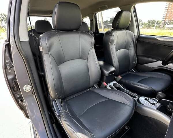 Серый Пежо 4007, объемом двигателя 2.36 л и пробегом 167 тыс. км за 9500 $, фото 22 на Automoto.ua