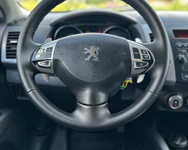 Серый Пежо 4007, объемом двигателя 2.36 л и пробегом 167 тыс. км за 9500 $, фото 15 на Automoto.ua