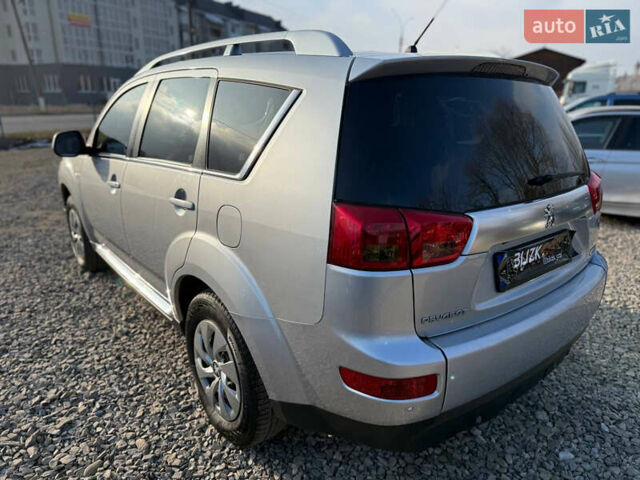 Сірий Пежо 4007, об'ємом двигуна 2.2 л та пробігом 206 тис. км за 9550 $, фото 10 на Automoto.ua