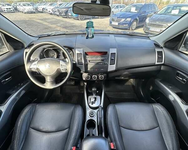 Серый Пежо 4007, объемом двигателя 2.36 л и пробегом 167 тыс. км за 9500 $, фото 17 на Automoto.ua