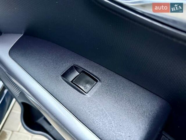 Серый Пежо 4007, объемом двигателя 2.18 л и пробегом 236 тыс. км за 9999 $, фото 45 на Automoto.ua