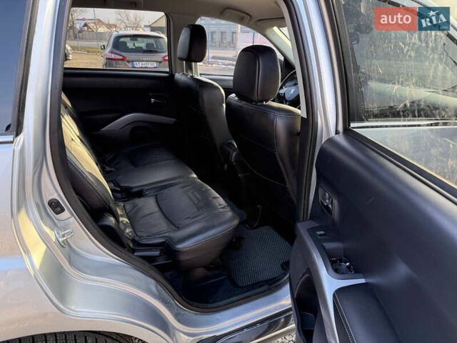 Сірий Пежо 4007, об'ємом двигуна 2.2 л та пробігом 206 тис. км за 9550 $, фото 25 на Automoto.ua