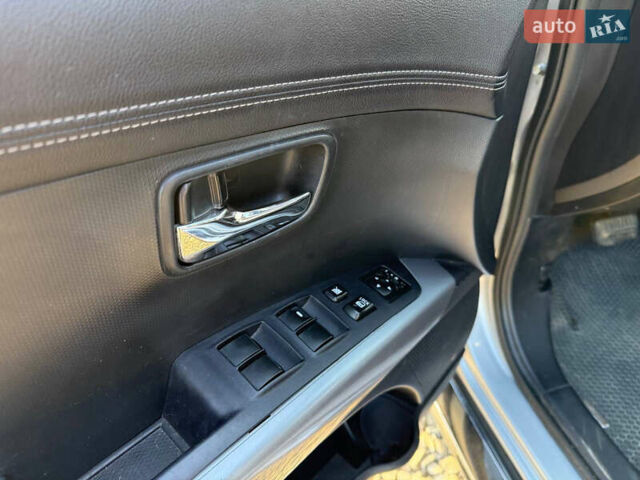 Сірий Пежо 4007, об'ємом двигуна 2.2 л та пробігом 206 тис. км за 9550 $, фото 13 на Automoto.ua