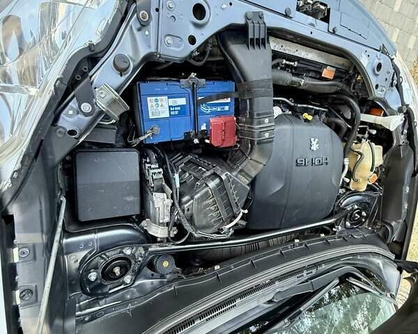 Серый Пежо 4007, объемом двигателя 2.2 л и пробегом 236 тыс. км за 9999 $, фото 70 на Automoto.ua