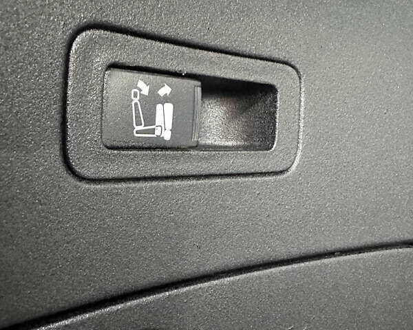 Серый Пежо 4007, объемом двигателя 2.36 л и пробегом 167 тыс. км за 9500 $, фото 16 на Automoto.ua