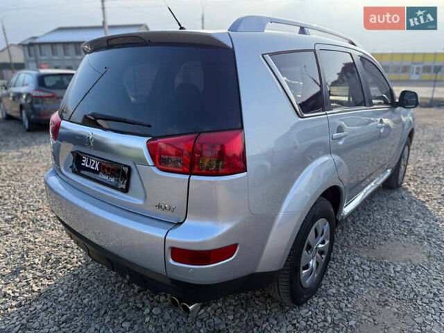 Сірий Пежо 4007, об'ємом двигуна 2.2 л та пробігом 206 тис. км за 9550 $, фото 8 на Automoto.ua