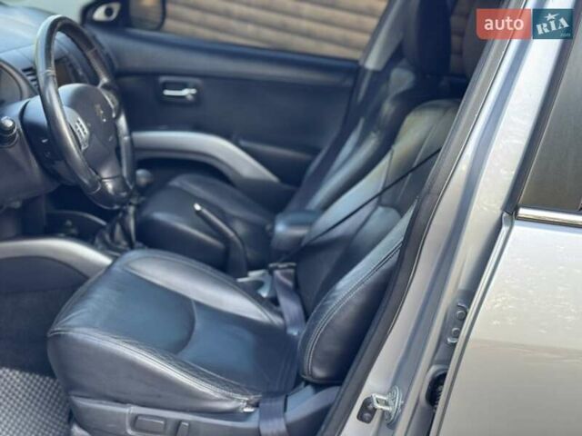 Серый Пежо 4007, объемом двигателя 2.18 л и пробегом 222 тыс. км за 9900 $, фото 43 на Automoto.ua