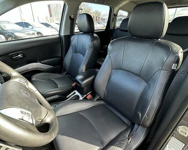 Серый Пежо 4007, объемом двигателя 2.36 л и пробегом 167 тыс. км за 9500 $, фото 14 на Automoto.ua