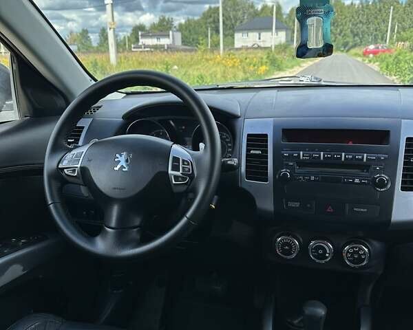 Серый Пежо 4007, объемом двигателя 2.36 л и пробегом 167 тыс. км за 9500 $, фото 30 на Automoto.ua