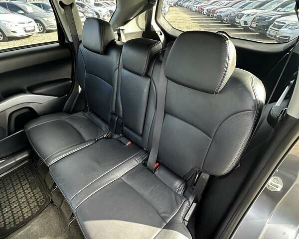 Серый Пежо 4007, объемом двигателя 2.36 л и пробегом 167 тыс. км за 9500 $, фото 15 на Automoto.ua