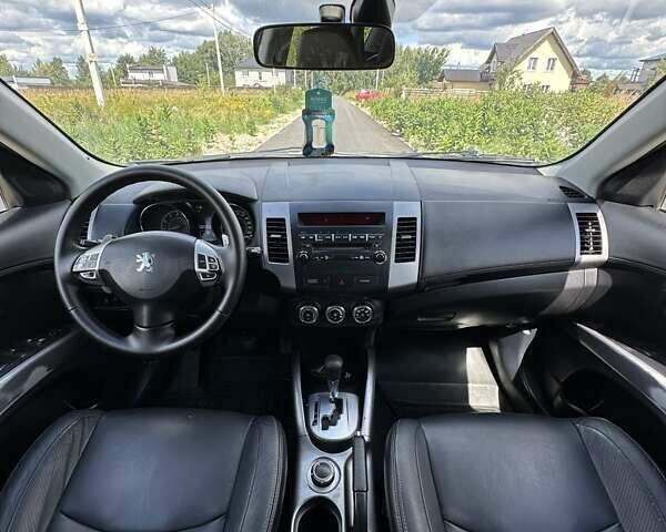 Серый Пежо 4007, объемом двигателя 2.36 л и пробегом 167 тыс. км за 9500 $, фото 13 на Automoto.ua