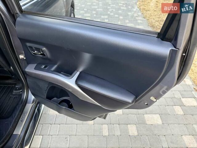 Серый Пежо 4007, объемом двигателя 2.2 л и пробегом 236 тыс. км за 9999 $, фото 51 на Automoto.ua