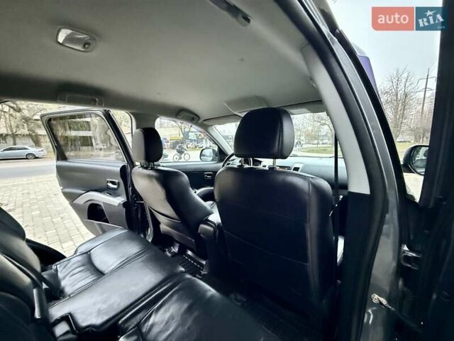 Серый Пежо 4007, объемом двигателя 2.18 л и пробегом 236 тыс. км за 9999 $, фото 58 на Automoto.ua