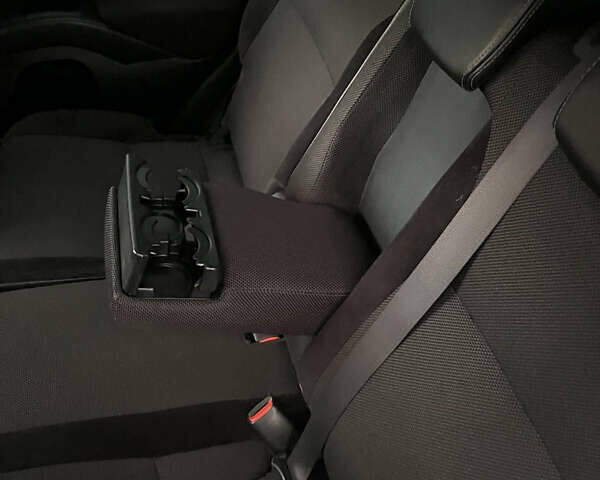 Сірий Пежо 4007, об'ємом двигуна 2.2 л та пробігом 250 тис. км за 9500 $, фото 15 на Automoto.ua