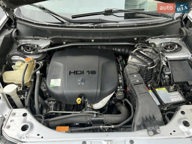 Сірий Пежо 4007, об'ємом двигуна 2.2 л та пробігом 250 тис. км за 9500 $, фото 11 на Automoto.ua