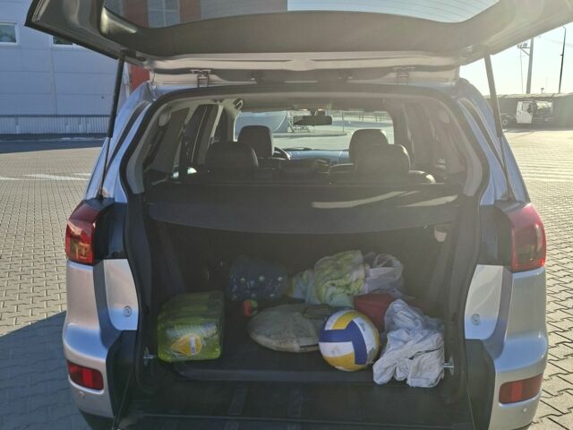 Серый Пежо 4007, объемом двигателя 2.2 л и пробегом 270 тыс. км за 10200 $, фото 8 на Automoto.ua