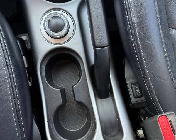 Сірий Пежо 4007, об'ємом двигуна 2.2 л та пробігом 206 тис. км за 9550 $, фото 31 на Automoto.ua