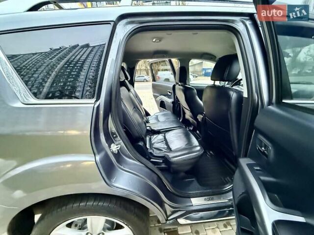 Серый Пежо 4007, объемом двигателя 2.18 л и пробегом 236 тыс. км за 9999 $, фото 44 на Automoto.ua