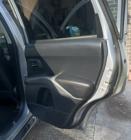 Сірий Пежо 4007, об'ємом двигуна 2.18 л та пробігом 210 тис. км за 10800 $, фото 12 на Automoto.ua