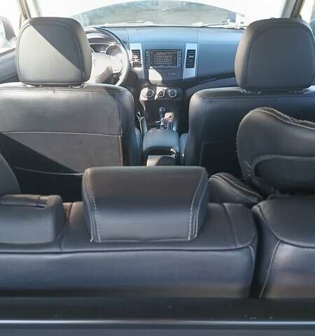 Сірий Пежо 4007, об'ємом двигуна 2.18 л та пробігом 210 тис. км за 10800 $, фото 98 на Automoto.ua