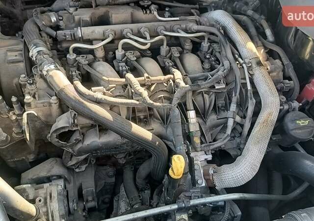 Сірий Пежо 4007, об'ємом двигуна 2.18 л та пробігом 210 тис. км за 10800 $, фото 90 на Automoto.ua