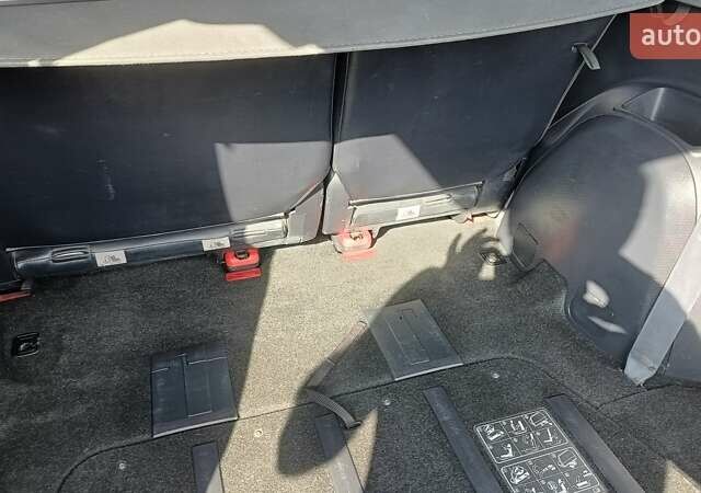 Сірий Пежо 4007, об'ємом двигуна 2.18 л та пробігом 210 тис. км за 10800 $, фото 13 на Automoto.ua