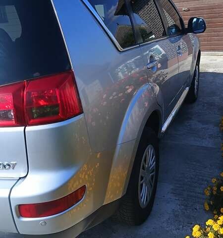 Сірий Пежо 4007, об'ємом двигуна 2.18 л та пробігом 210 тис. км за 10800 $, фото 67 на Automoto.ua