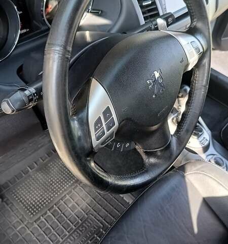 Сірий Пежо 4007, об'ємом двигуна 2.18 л та пробігом 210 тис. км за 10800 $, фото 24 на Automoto.ua