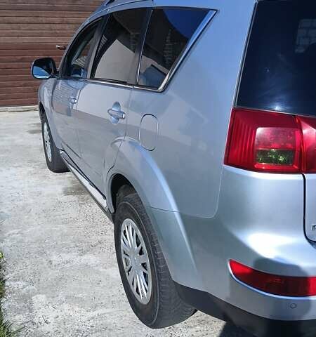 Сірий Пежо 4007, об'ємом двигуна 2.18 л та пробігом 210 тис. км за 10800 $, фото 68 на Automoto.ua