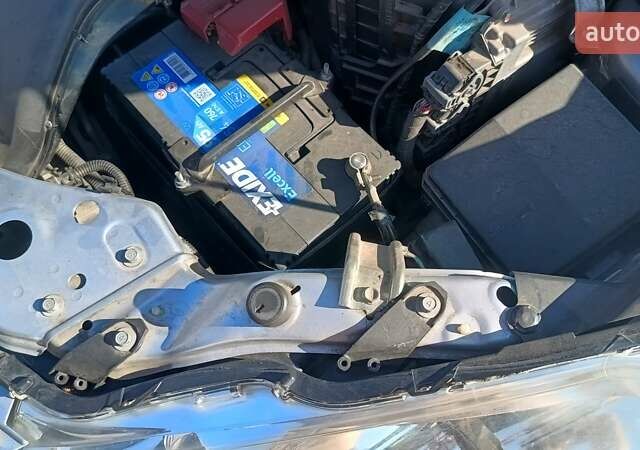 Сірий Пежо 4007, об'ємом двигуна 2.18 л та пробігом 210 тис. км за 10800 $, фото 85 на Automoto.ua