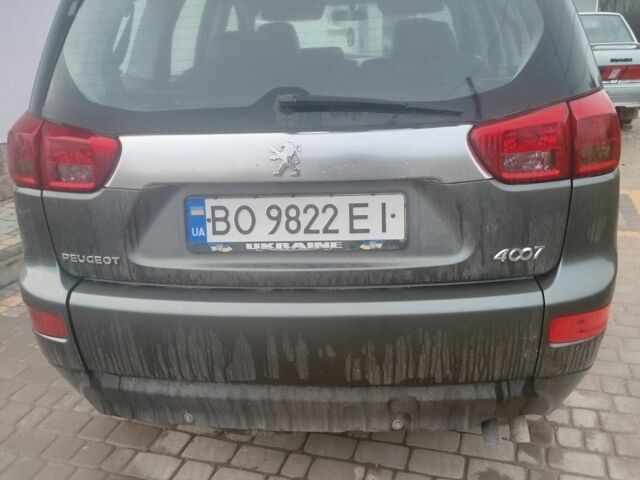 Зеленый Пежо 4007, объемом двигателя 2.2 л и пробегом 203 тыс. км за 8000 $, фото 2 на Automoto.ua