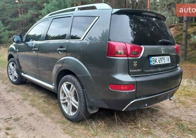 Зеленый Пежо 4007, объемом двигателя 2.2 л и пробегом 240 тыс. км за 8300 $, фото 23 на Automoto.ua